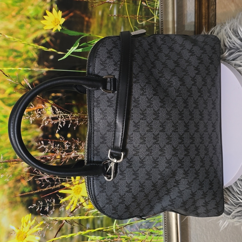 Michael Kors Cindy Dome Satchel Black Gray MK Monogram Crossbody Bag COA - Picture 11 of 13